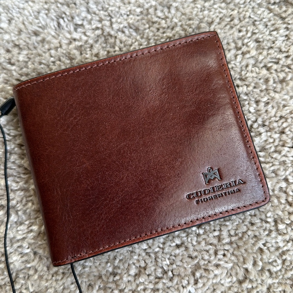 Cuoieria Fiorentina Genuine Leather Men’s Wallet